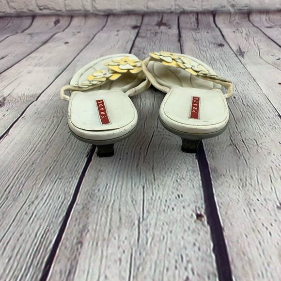 Prada Women’s White Open Toe Heels size 38.5 - Picture 3 of 8